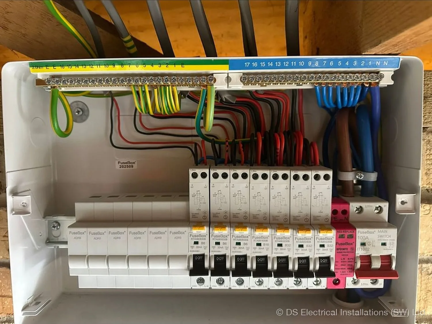 Dual-RCD fuse board / consumer unit installed by DS Electrical, compliant 18th Edition install